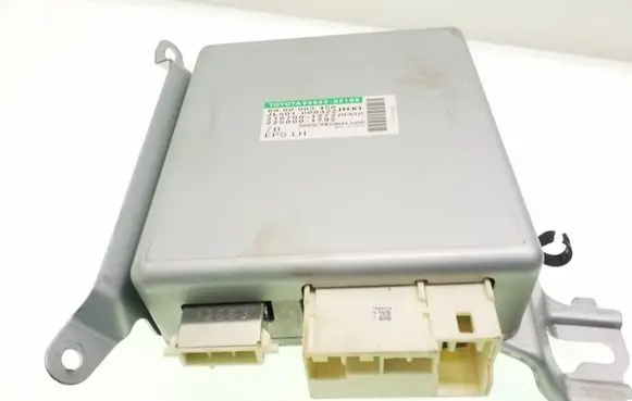 Toyota Avensis T270 Power steering control unit/module 6900003450 JL501008322