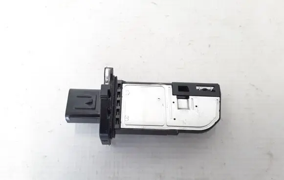 Volvo V70 Mass air flow meter 8V2112B579AA