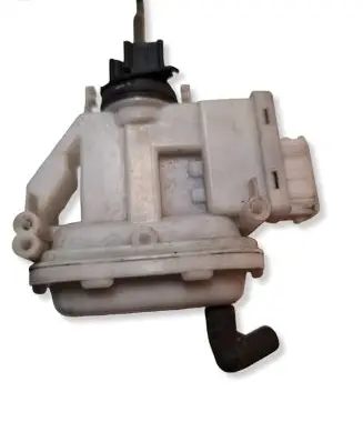 Volkswagen PASSAT B4 Central locking motor 3A0862153
