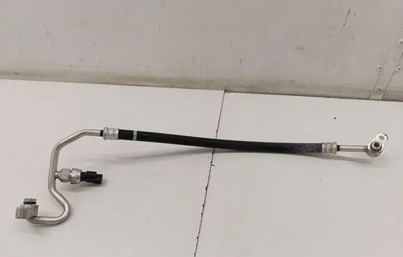 Air conditioning (A/C) pipe/hose