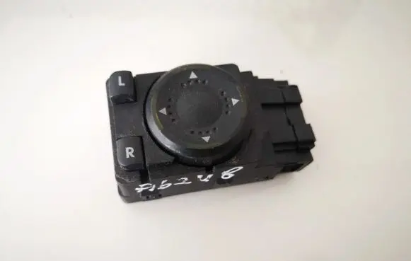 Volkswagen PASSAT B5 Wing mirror switch 3b1959565b