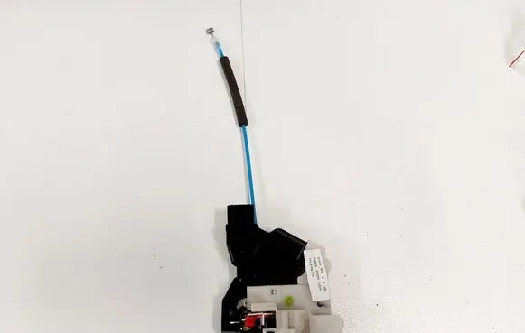 KIA Rio Front door lock 