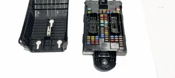 Volvo V90 Cross Country Fuse box set 32209198 29461