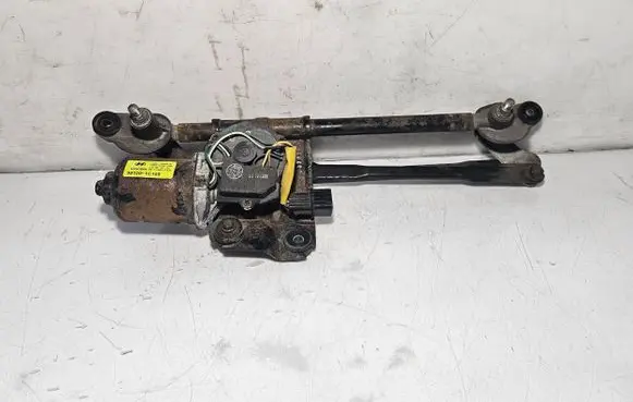 Hyundai Getz Front wiper linkage and motor 981001C100