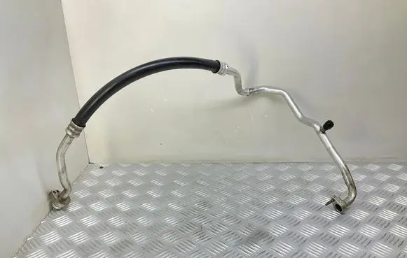 Air conditioning (A/C) pipe/hose