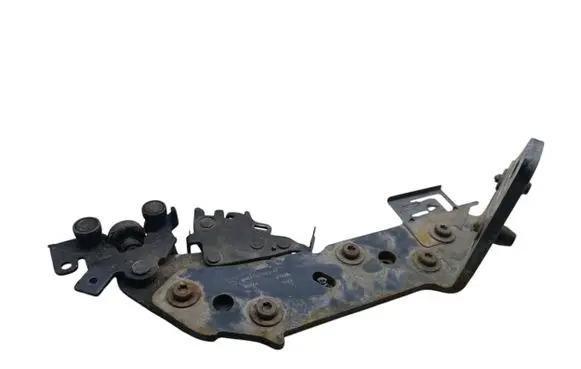 Ford Grand C-MAX Sliding door lower roller guide/hinge AM51U25001AF