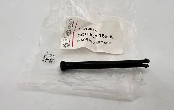 Volkswagen Phaeton Glove box lid/cover 3D0857169A