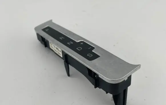 Audi Q7 4L Gear shift selector indicator 4L1713463A 32877060719