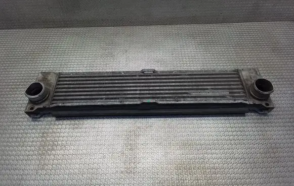 Mercedes-Benz Vito Viano W639 Intercooler radiator A6395010201