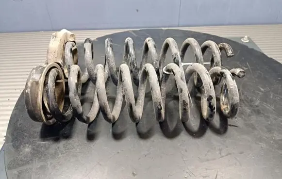 BMW X3 E83 Rear coil spring