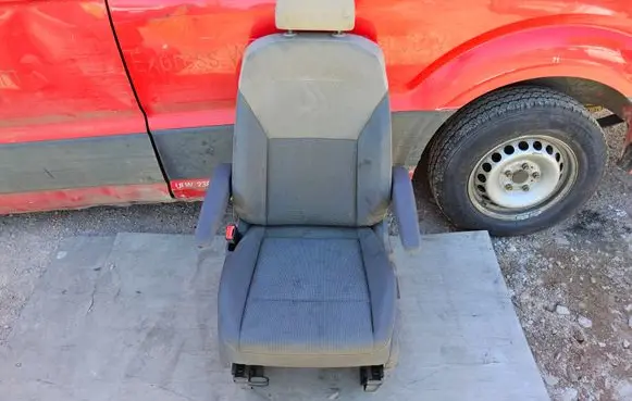 Volkswagen Multivan T7 Front driver seat