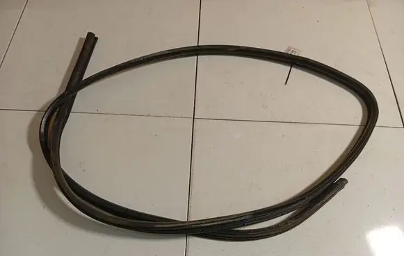 Nissan Almera Tino Rubber seal rear door 