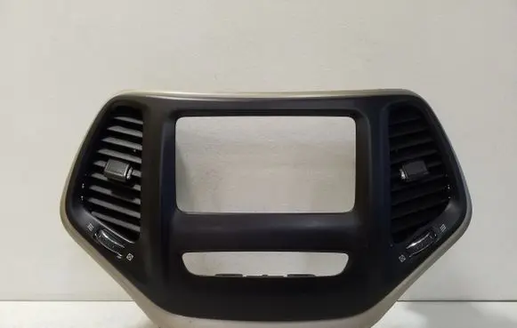 Jeep Cherokee Radio/GPS head unit trim P68164099AB