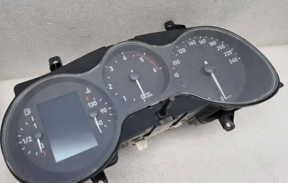 Seat Altea Speedometer (instrument cluster) 5P0920840A