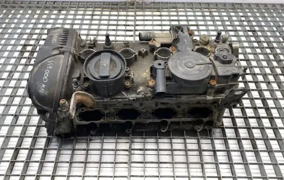 Volkswagen PASSAT B7 Engine head CDACDAA