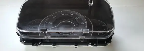 Honda CR-V Speedometer (instrument cluster)