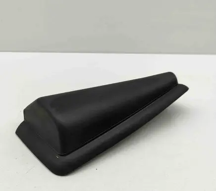 Polestar 2 Rear/tail light trim molding 32228377
