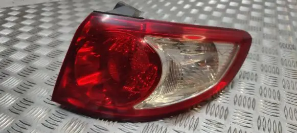 Hyundai Santa Fe Rear/tail lights 924022B000