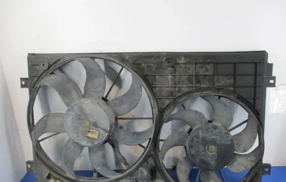 Seat Altea XL Electric radiator cooling fan 1K0121207BB