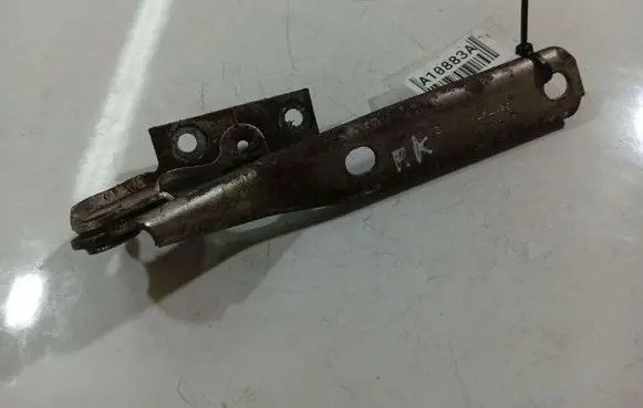 Audi A4 S4 B5 8D Engine bonnet/hood hinges 3B0823301