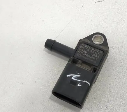 Seat Leon (5F) Exhaust gas pressure sensor 04L906051B