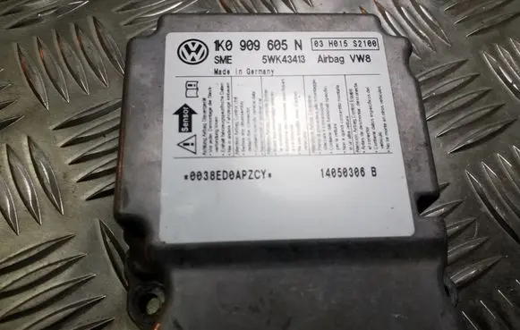 Volkswagen Golf Plus Airbag control unit/module 1K0909605N