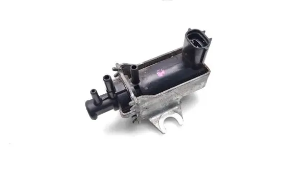 Isuzu D-Max Turbo system vacuum part 