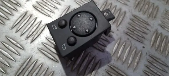 Audi A6 S6 C4 4A Wing mirror switch 4a0959565