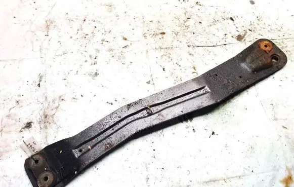 Mitsubishi Carisma Front subframe