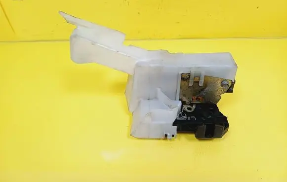 Renault Clio II Front door lock 