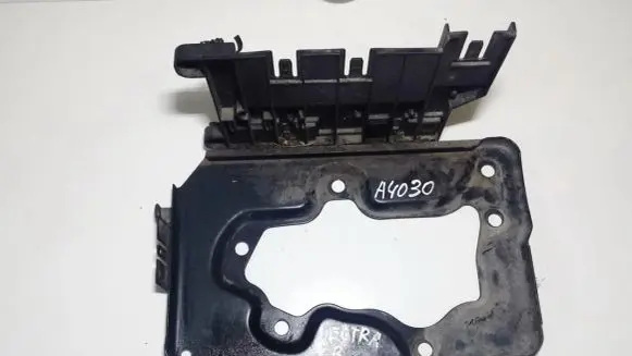 Opel Vectra B Battery box tray 90569751 hkt0849420