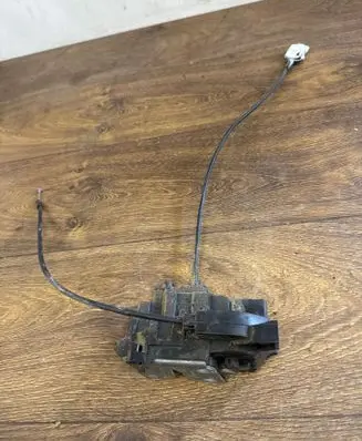 Front door lock