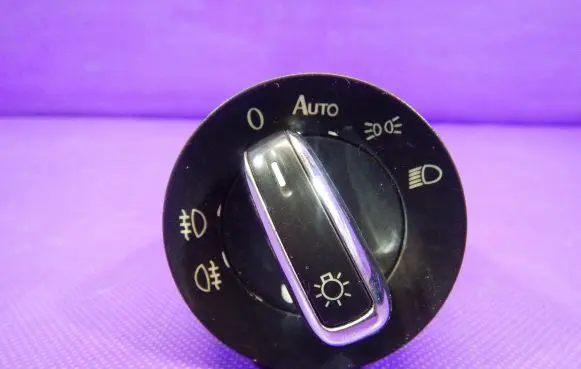 Volkswagen PASSAT B5.5 Light switch