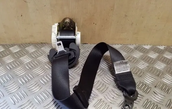 BMW X3 E83 Front seatbelt 2340071210 S2340071210K
