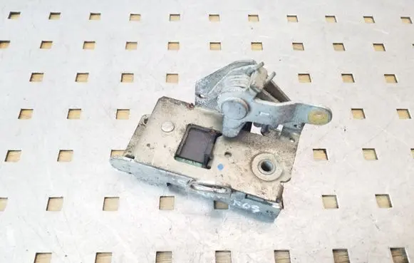 Iveco Daily 35 - 40.10 Sliding door lock 