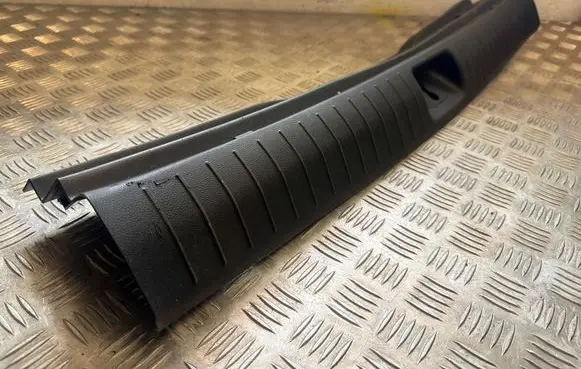 KIA Sportage Trunk/boot sill cover protection 85770F1000