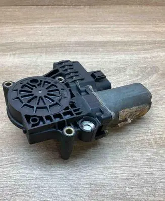 Audi A6 S6 C5 4B Rear door window regulator motor 0130821785 1603005709