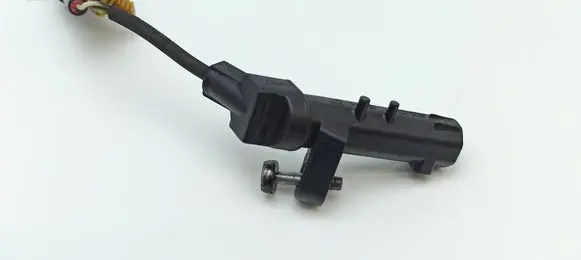 Peugeot 607 Crankshaft position sensor 4R8Q6C315AE