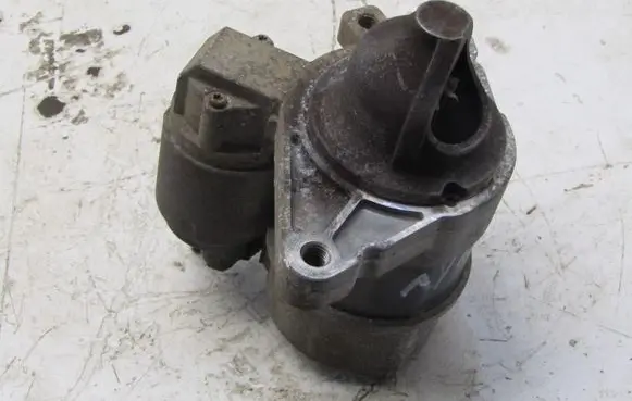 Toyota Aygo AB40 Starter motor 1111