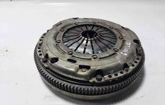 Skoda Octavia Mk3 (5E) Clutch set kit 3082002492