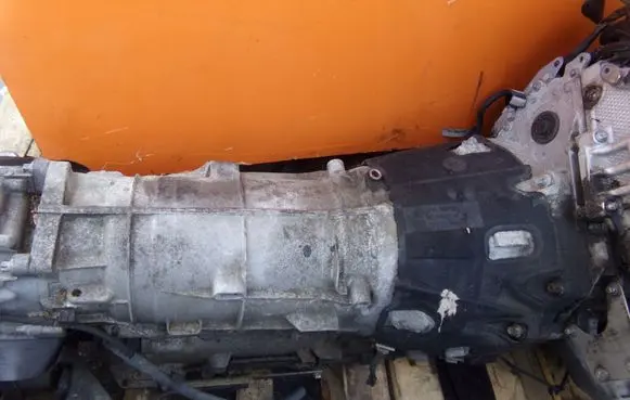 BMW 3 F30 F35 F31 Automatic gearbox 7643203 20MB28