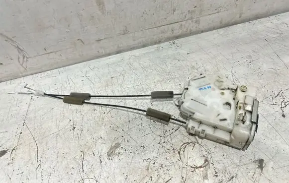 Honda FR-V Rear door lock 