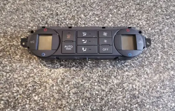 Ford Focus Climate control unit 6N4T18C612AC