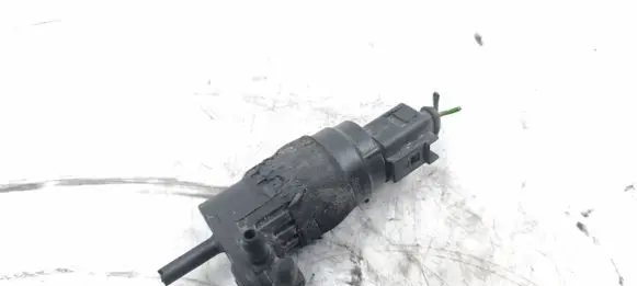 Audi A4 S4 B8 8K Windscreen/windshield washer pump 8K9955647