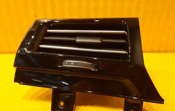 Volkswagen Touareg III Dashboard side air vent grill/cover trim 761858415