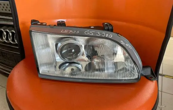 Lexus GS 300 400 430 Headlight/headlamp 10075827 9922382001