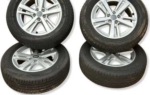 Audi Q3 F3 R17 alloy rim 83A601025F