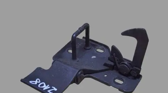 Volkswagen Polo IV 9N3 Engine bonnet/hood lock/latch loop/hook 6Q0823480D