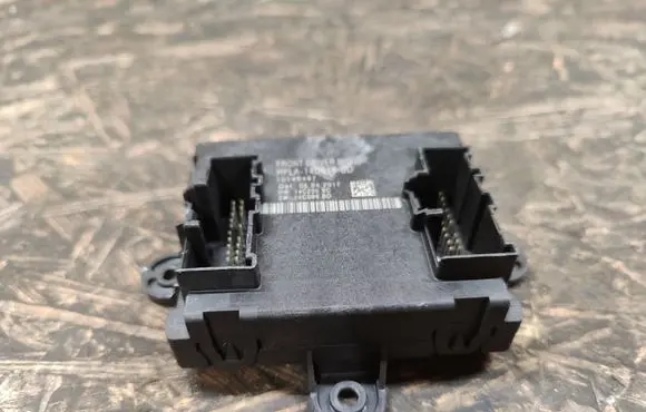 Land Rover Discovery 5 Door control unit/module HPLA14D618BD