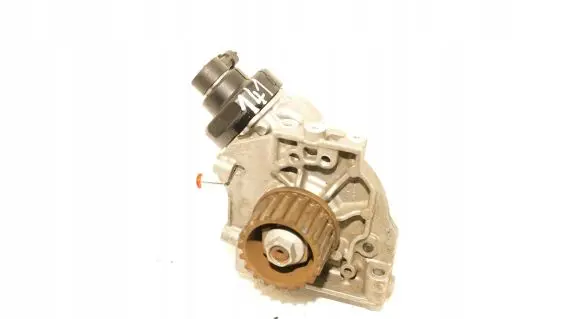 Renault Captur II Fuel injection high pressure pump 0445010763